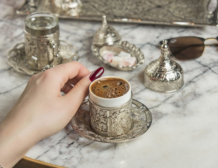 köpüklü Türk kahvesi nasıl yapılır